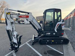 2024 Bobcat E38