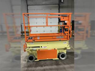 2013 JLG 1932RS