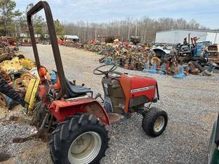 Massey-Ferguson 1205