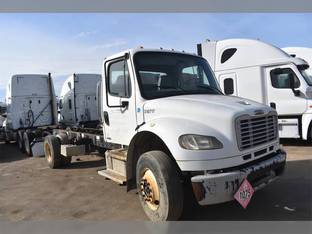2010 Freightliner BUSINESS CLASS M2 106