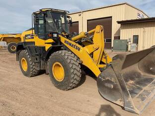 2024 Komatsu WA270-8