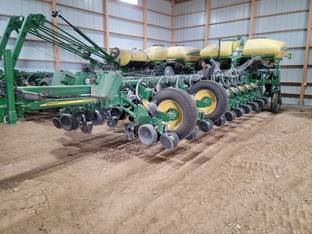 2012 John Deere 1770NT CCS