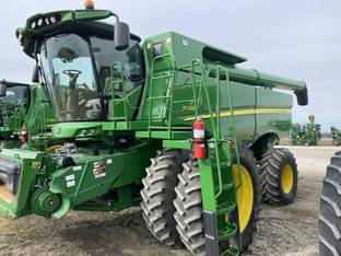 2019 John Deere S760