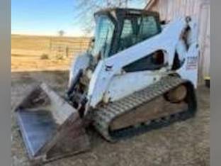 2010 Bobcat T320