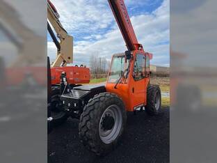2024 JLG 8042