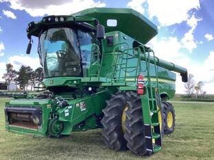 2022 John Deere S780