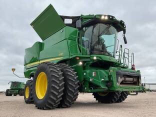2023 John Deere S780