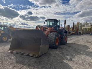 2022 Hitachi ZW370-6