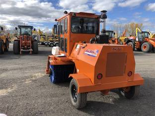 2023 BROCE BROOM RCT350