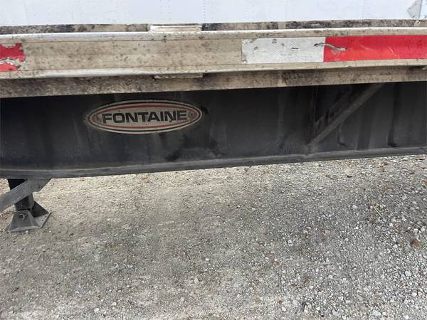 1996 Fontaine 48 ft flat bed