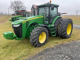 2011 John Deere 8335R