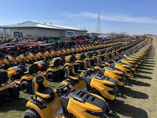 2023 Cub Cadet XT1 LT46