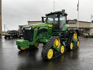 2022 John Deere 8RX 370