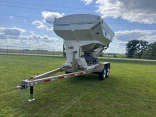 2023 Unverferth 3955XL