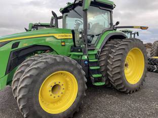 2023 John Deere 8R 310