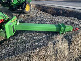 2022 AVANT telescoping jib boom