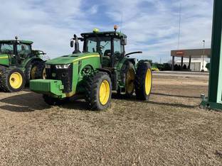 2015 John Deere 8245R