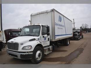 2019 Freightliner BUSINESS CLASS M2 106