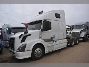 2013 Volvo VNL64T670
