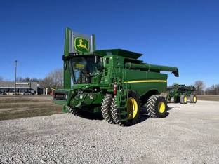 2022 John Deere S760