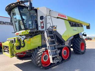 2022 Claas LEXION 8700TT