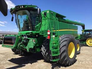 2022 John Deere S780