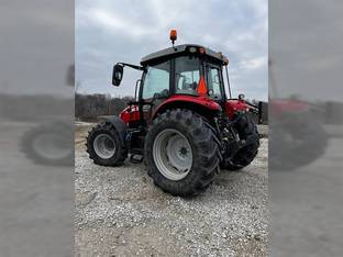 2020 Massey-Ferguson 5711S