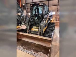 2021 New Holland C337