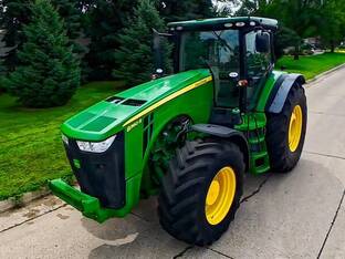 2011 John Deere 8360R