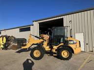 2016 Caterpillar 908M