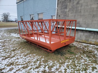 2024 Pequea Hay Feeder