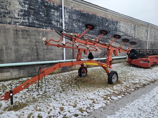 2024 Pequea 10 wheel rake