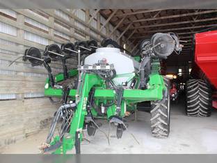 2020 Unverferth NUTRIMAX 1400