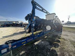 2005 Kinze 3600