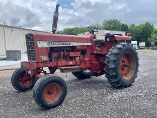 1971 International 756