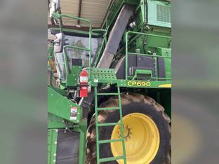 2020 John Deere CP690