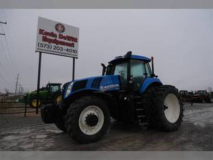 2011 New Holland T8.330