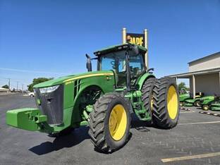 2011 John Deere 8335R