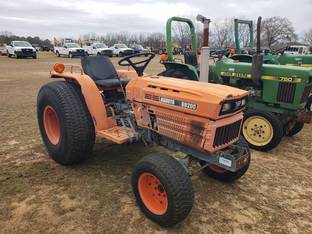 Kubota B8200