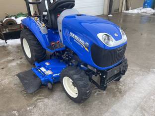 2015 New Holland Boomer 24