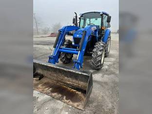 2015 New Holland T4.95