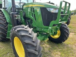 2023 John Deere 6120E Cab