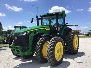 2023 John Deere 8R 310