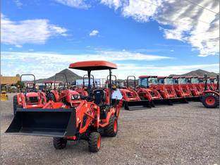 2025 Kioti CS2220H-TLB 22HP 4x4 Tractor Loader Back