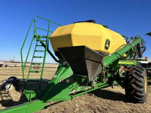 2012 John Deere 730