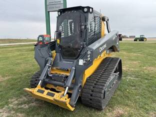 2023 John Deere 333G