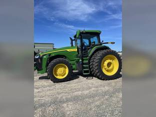 2023 John Deere 8R 310