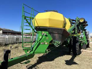 2013 John Deere 1890