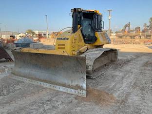 2018 Komatsu D61PX-24