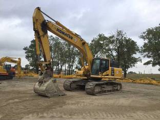 2017 Komatsu PC490 LC-11